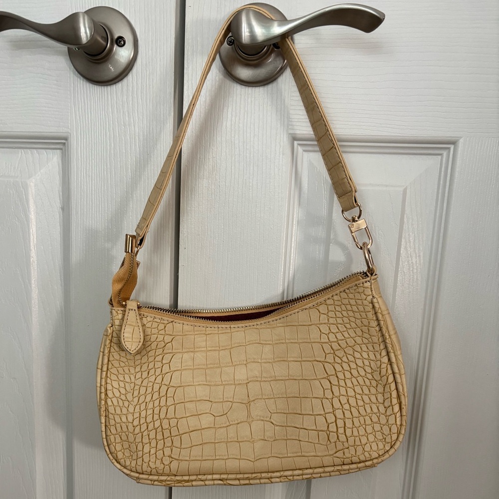 Shoulder bag